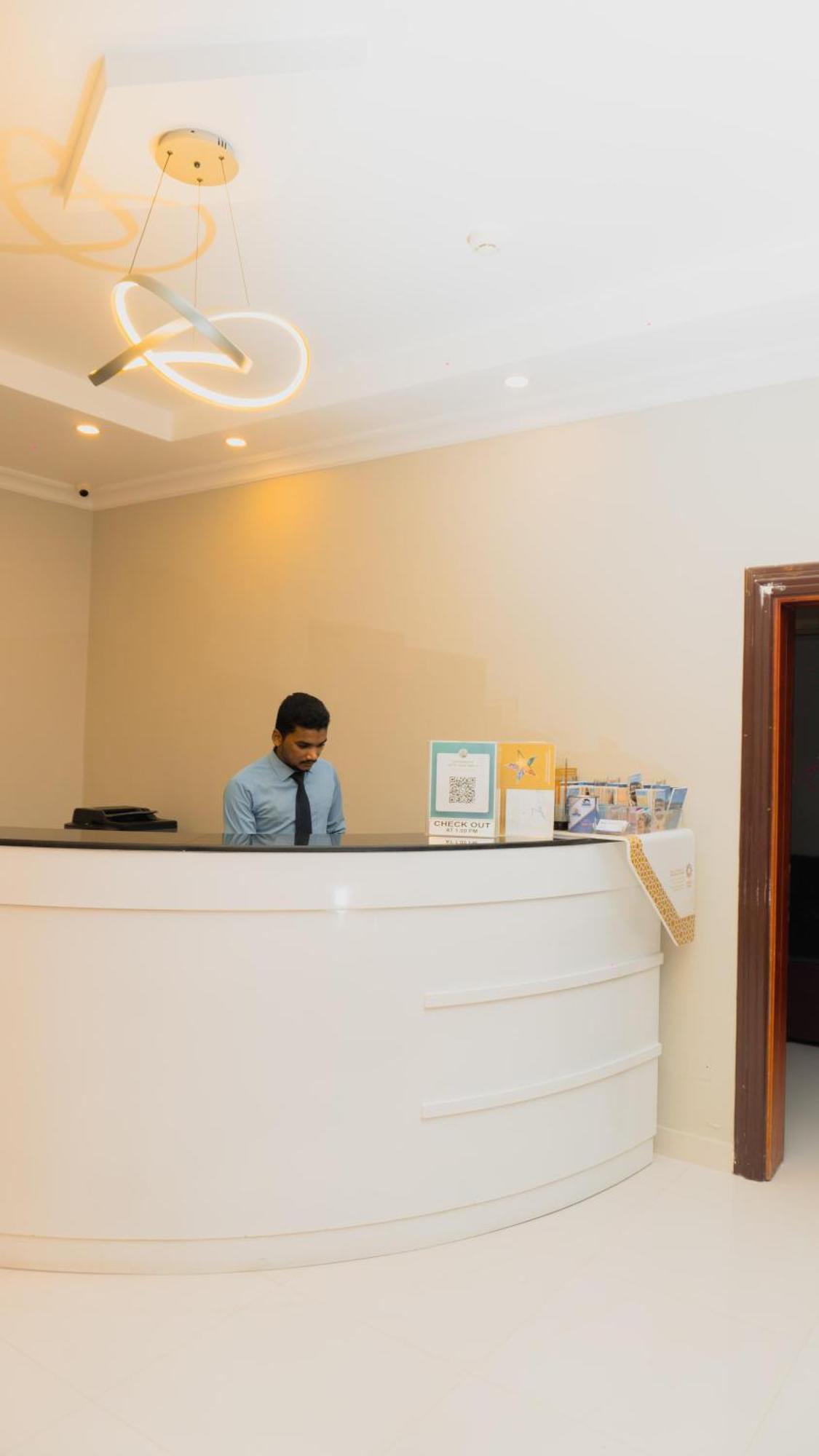 Pan Emirates Hotel Apartments Шарджа Экстерьер фото